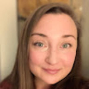 Meet your Posher, Holly